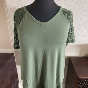 Green Lace Sleeve Women's Top